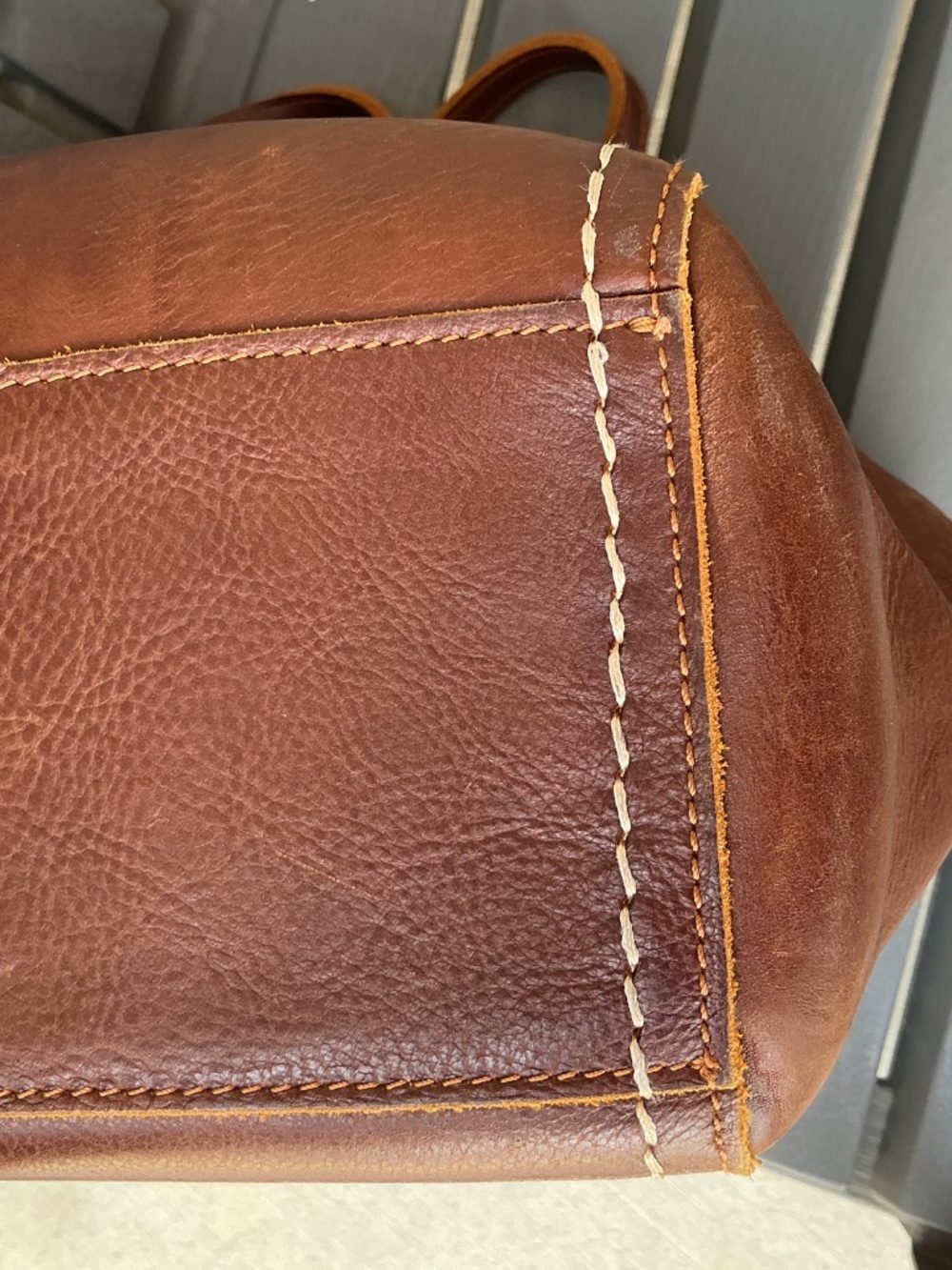 Kattee Large, Soft Leather Tote - Picture 3 of 5
